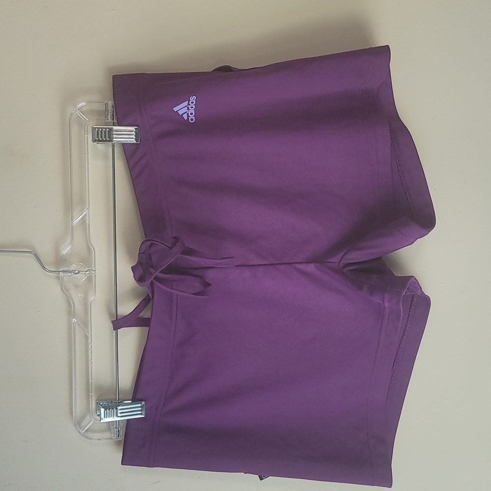 Adidas Shorts Cheek cut Pickle Ball Size L